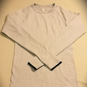 Forever 21 Workout Shirt W/ Thumb Holes : Small